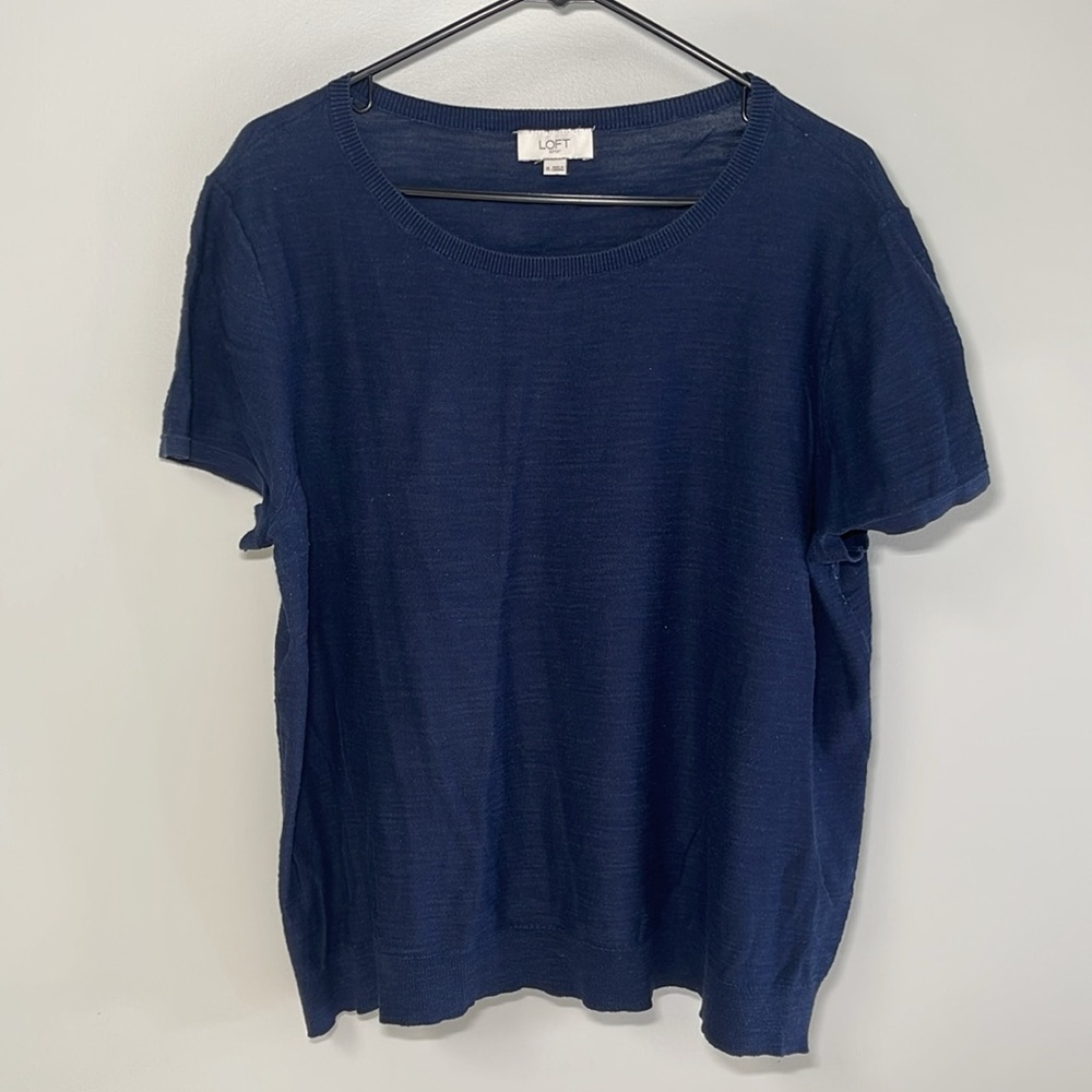 LOFT Navy Crew Neck Short Sleeved Top - Women’s Size XL